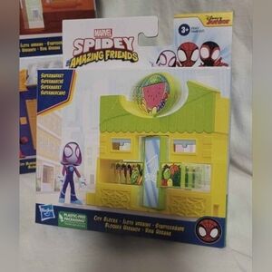 Spidey and His Amazing Friends City Blocks Play Set Ghost Spider Supermarket